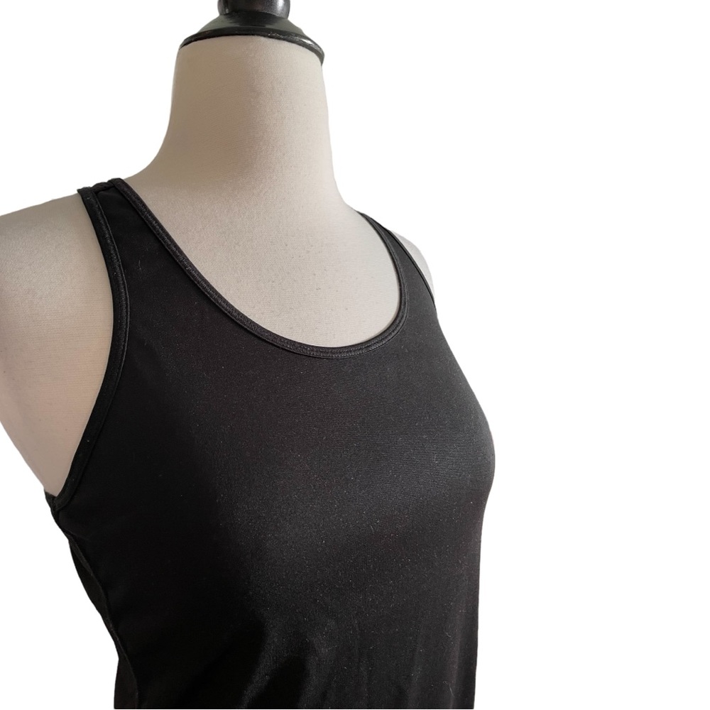 Black dri-fit active wear tank